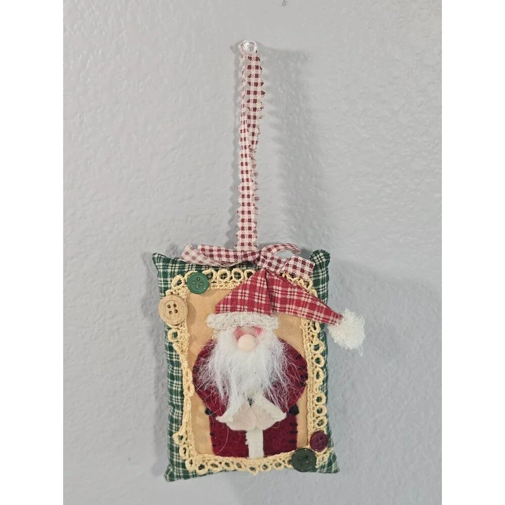 Santa Vintage Primitive Patchwork Fabric Ornaments/Door Hangers Quilted handmade